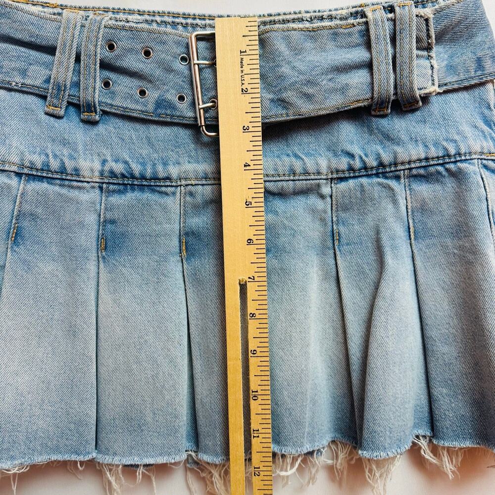 Zara Women's denim mini Blue belted pleated Skirt Sz XS distressed hem - Picture 4 of 9